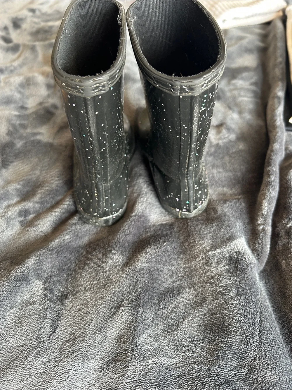 Hunter Kids Black Speckle Rain Boots